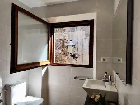 Maison charmante dans vieille ville fortifiée de Tossa de Mar - Photo 21