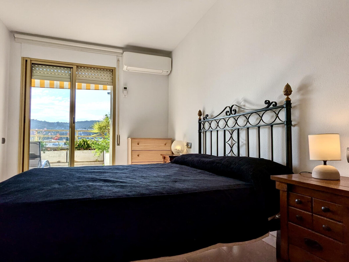 Appartement 6 pers., 3 chambres, terrasse vue village à Tossa de Mar - Photo 13