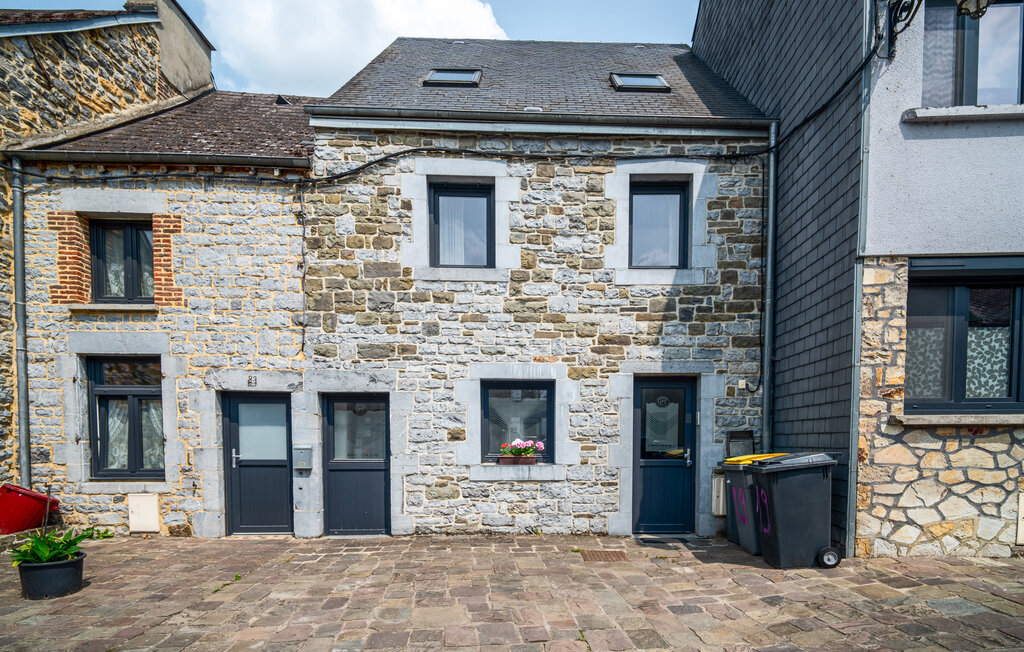 Appartement vue Meuse à Chooz, terrasse et terrain commun - Photo 3