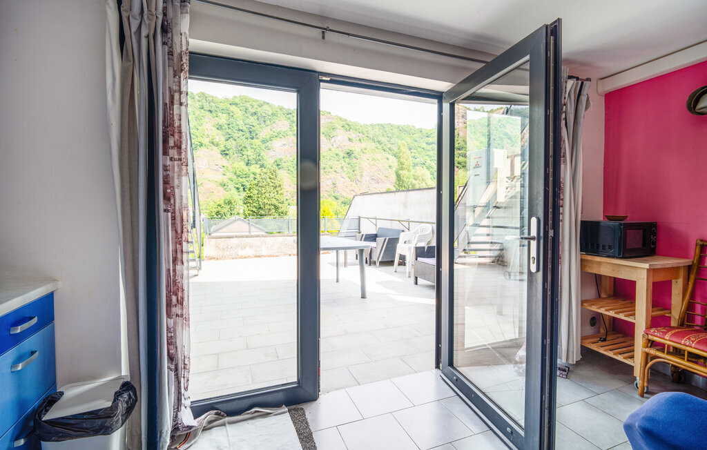 Appartement vue Meuse à Chooz, terrasse et terrain commun - Photo 10