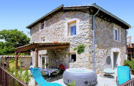 Location maison à Pont de Labeaume