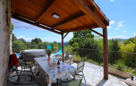 Demeure romantique le Pêcher, Maison 7 personnes à Pont de Labeaume - Photo 1