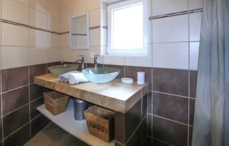 Demeure romantique le Pêcher, Maison 7 personnes à Pont de Labeaume - Photo 20