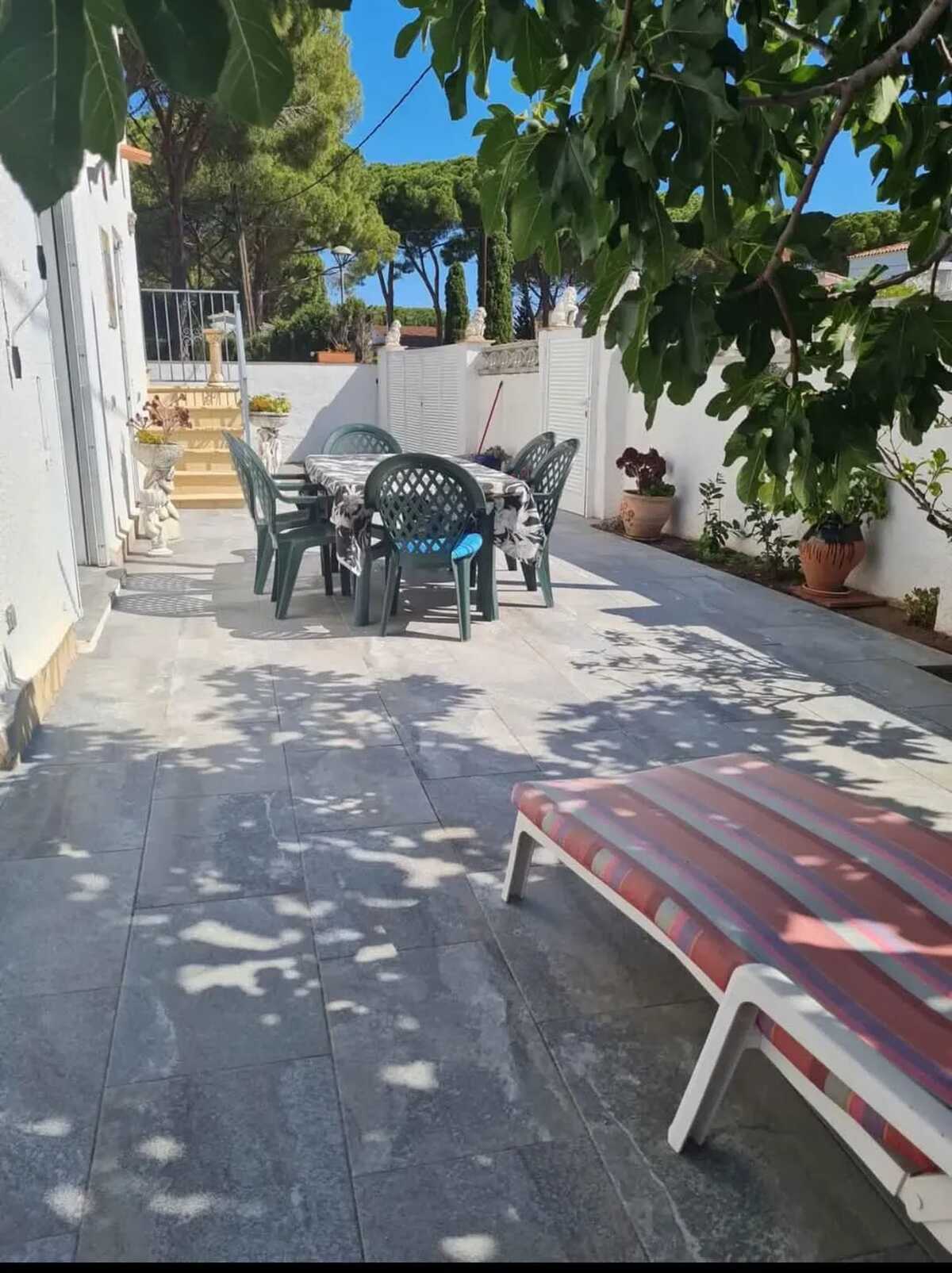 Maison 80 m² avec jardin et barbecue à L'Escala - Photo 7
