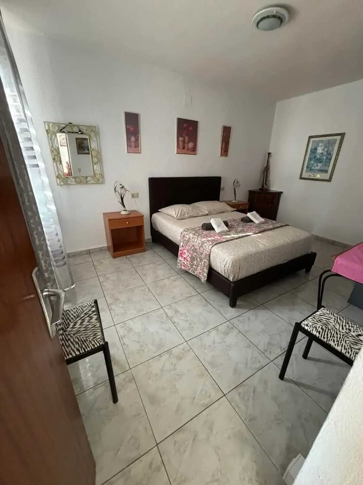 Maison 80 m² avec jardin et barbecue à L'Escala - Photo 8