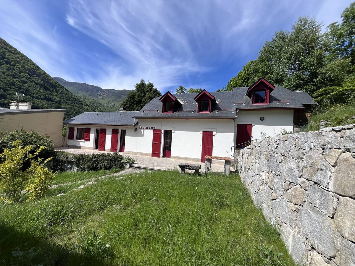 Maison 5 chambres, jardin central à Cauterets - Photo 1