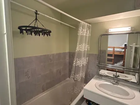 Studio montagnard 28m² Super Besse, parking privé - Photo 25
