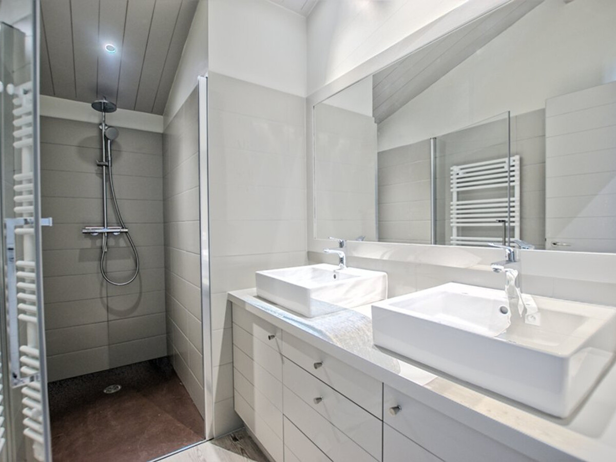 Maison 90m² 3 chambres avec cour Sud-Est à La Flotte - Photo 5