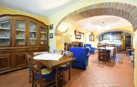 Maison 6 chambres avec piscine à Cortona : photo 36