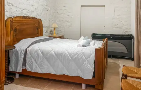 Maison en pierre 4 chambres avec piscine à Tarascon : photo 18