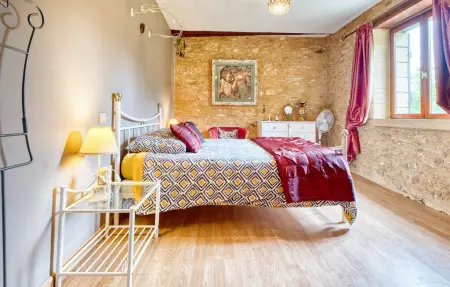 Maison 6 chambres avec piscine privée à Proissans : photo 25