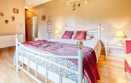 Maison 6 chambres avec piscine privée à Proissans : photo 26