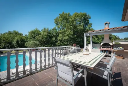 Villa spacieuse avec piscine privée à Saint-Laurent-de-Neste - Photo 7