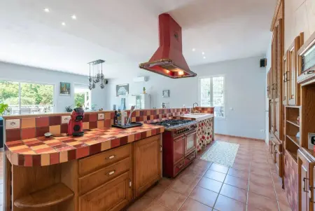 Villa spacieuse avec piscine privée à Saint-Laurent-de-Neste - Photo 22
