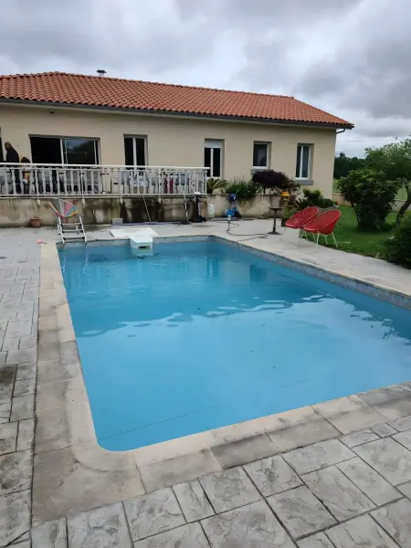Villa spacieuse avec piscine privée à Saint-Laurent-de-Neste - Photo 26