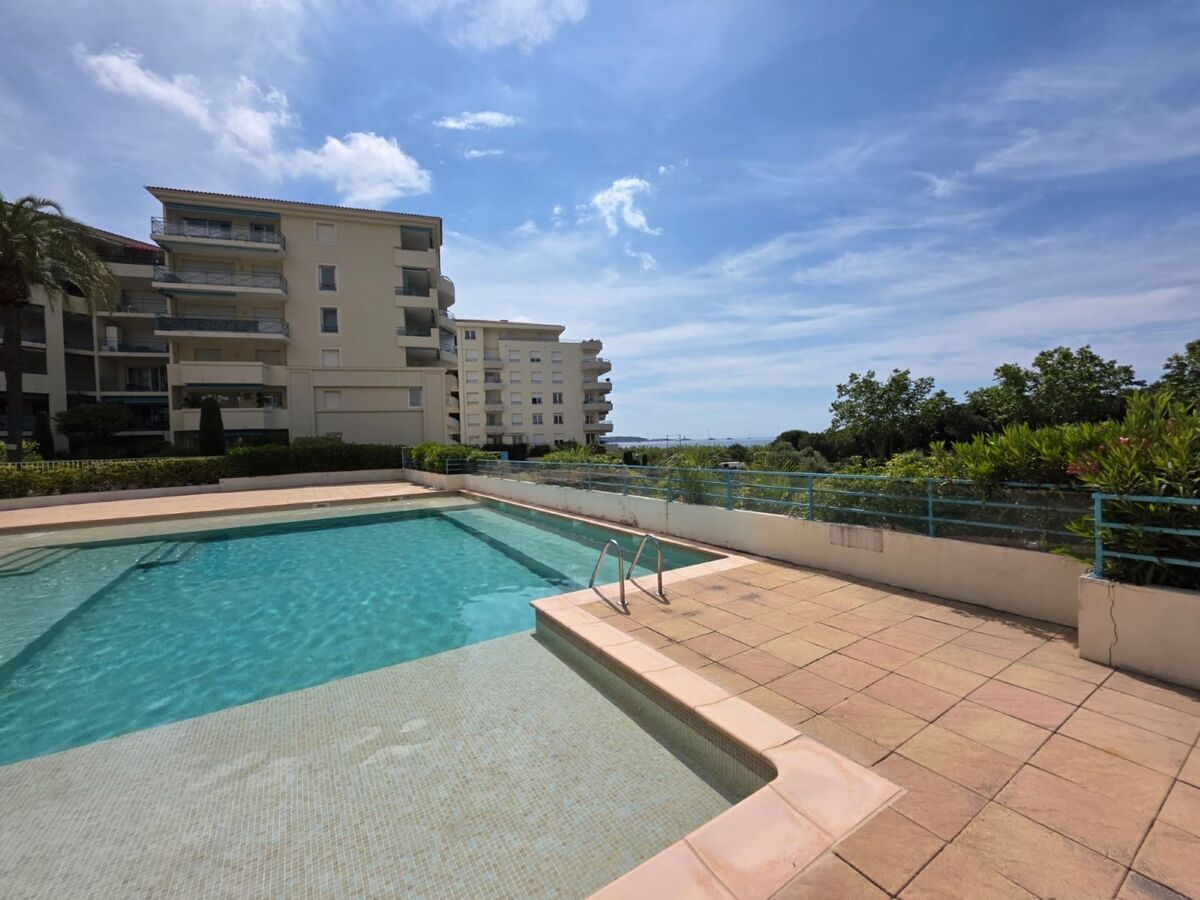 Appartement Les Pins Bleus, 100m de la plage - Photo 2