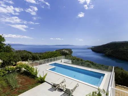 Villa Ena – Maison 5 chambres avec piscine à Labin : photo 42