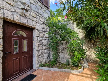 Kamena kuća, maison 6 pers. face à la mer à Karlobag : photo 22