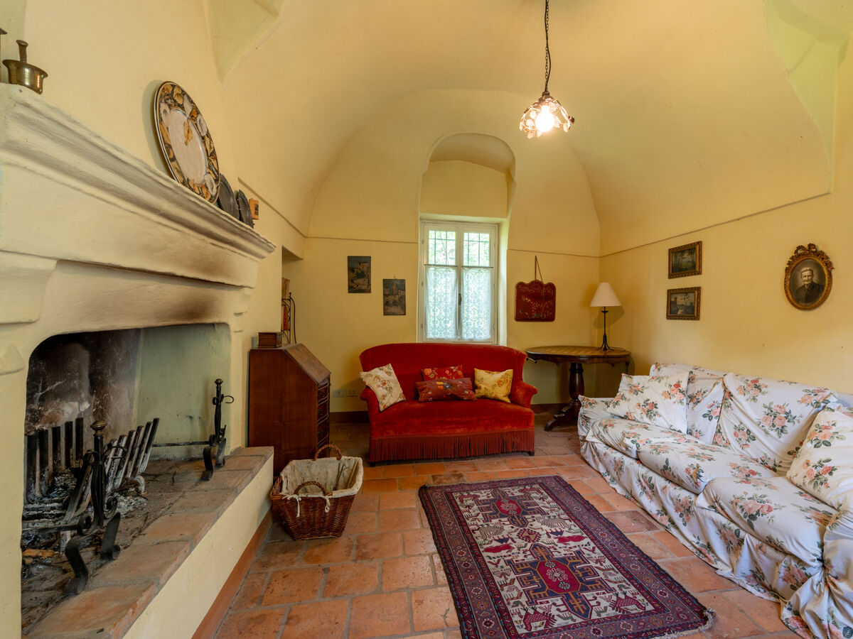 Mainero, cottage rustique 230 m² à Soglio - Photo 11
