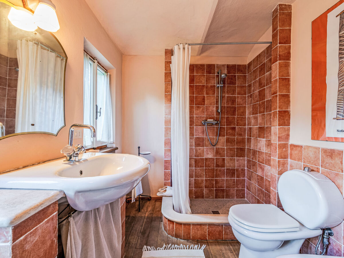 Mainero, cottage rustique 230 m² à Soglio - Photo 22