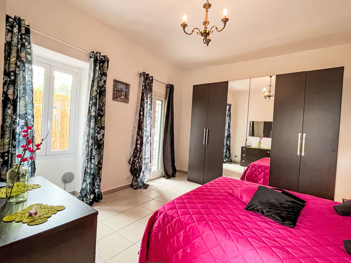 Appartement rénové 3 pièces entre mer et collines à Imperia - Photo 16