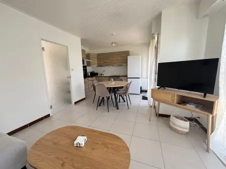 Maison aux Sables-d'Olonne, jardin clos, 4 couchages : photo 2