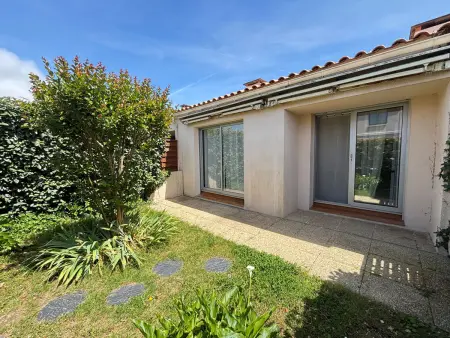 Maison aux Sables-d'Olonne, jardin clos, 4 couchages : photo 12