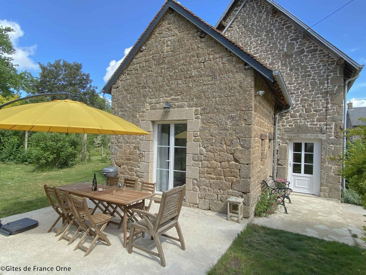 Longère 6 pers. avec jardin 4000 m² à Saint-Fraimbault - Photo 17
