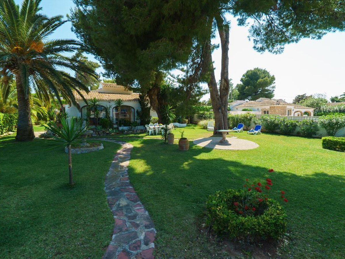 Villa 3 chambres Javea avec piscine 8x4m et jardin - Photo 18