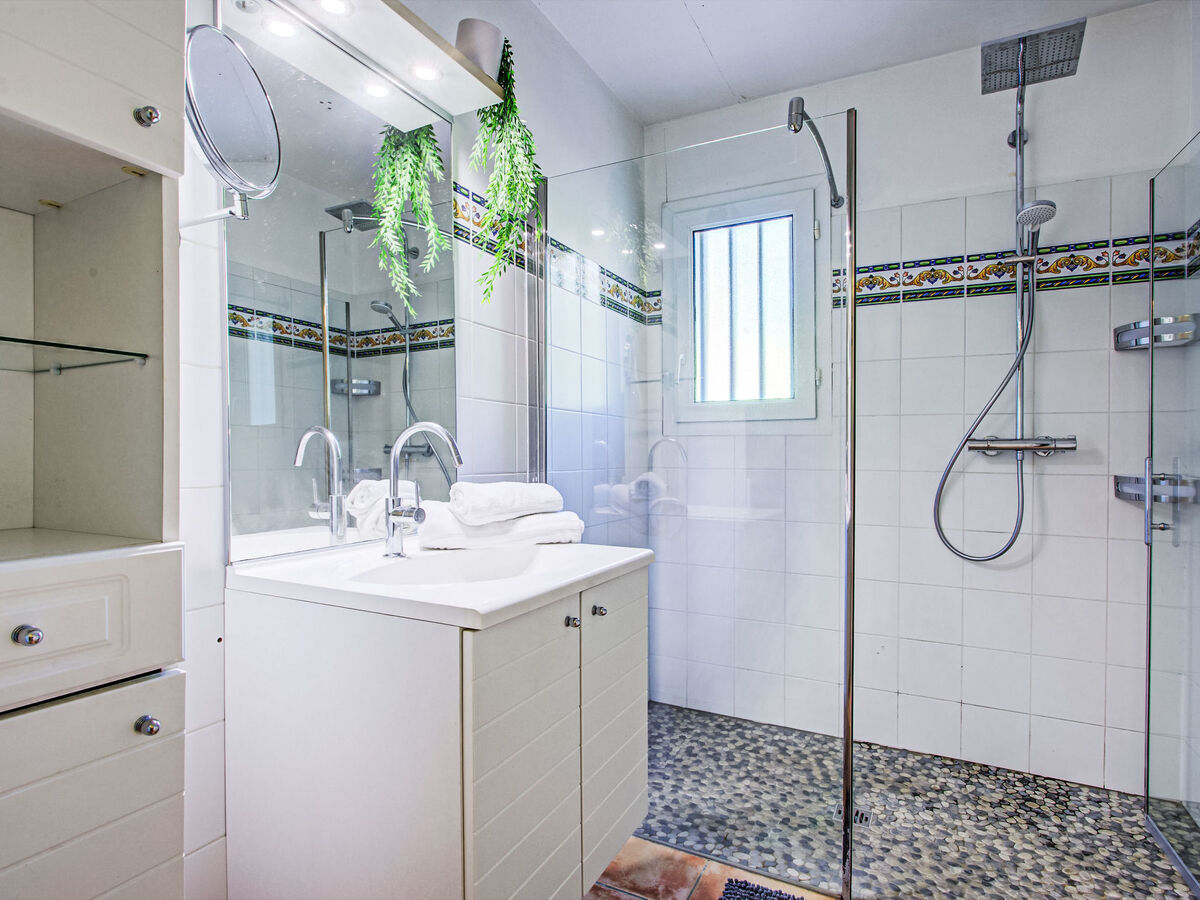 Maison Côté Sud à Fourques, piscine chauffée 9x4m - Photo 5