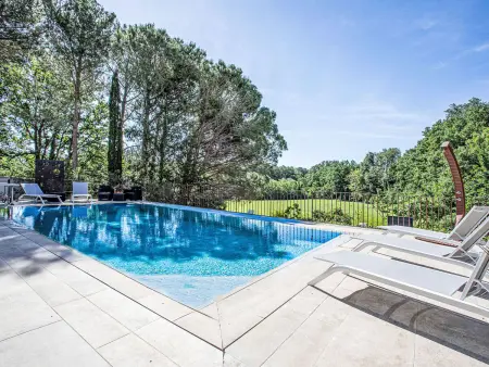 Location maison à Fourques, Côté Sud