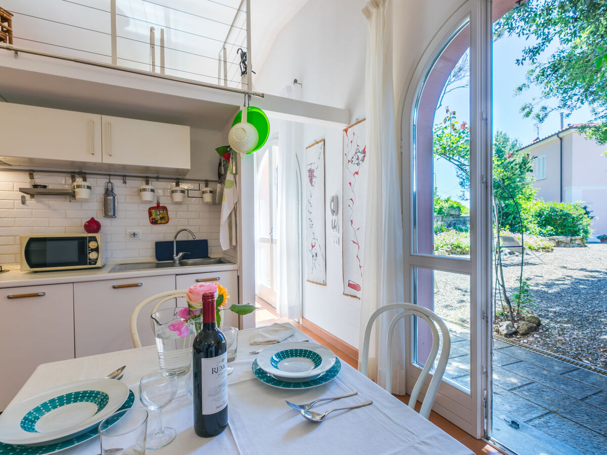 Maison delle Rose à Livourne, vue mer, jardin et plage à 900 m - Photo 10