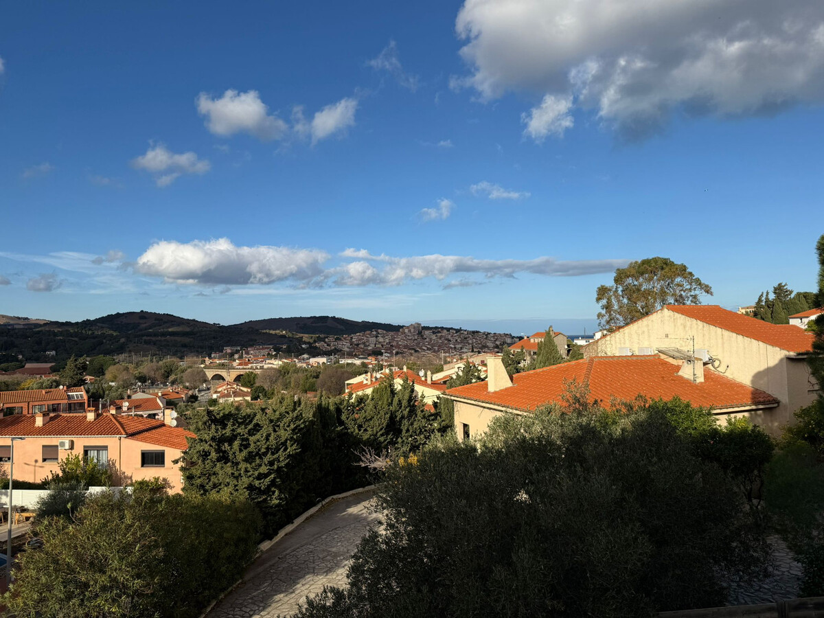 T3 Banyuls-sur-Mer : terrasse vue montagne + parking - Photo 4