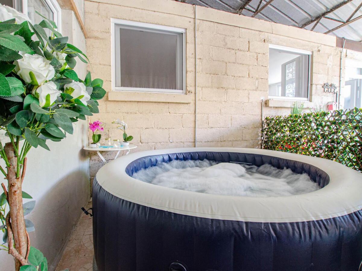 Gîte plain pied avec spa et terrasse au Mériot - Photo 12