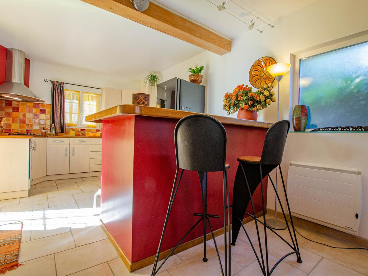 Gîte Chaource : maison 5 pers, cour close et cheminée - Photo 8