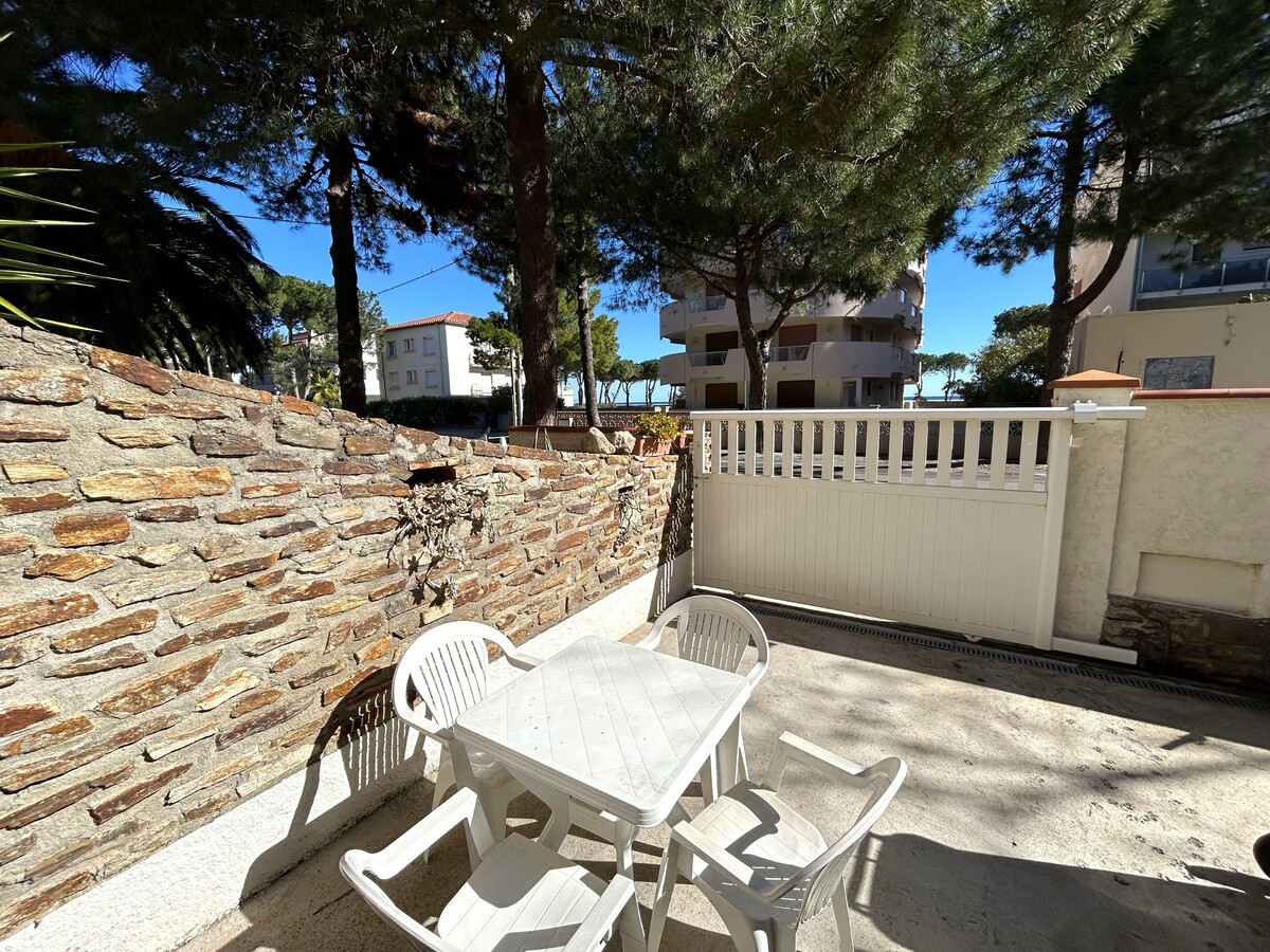 T2 Argelès-sur-Mer : aperçu mer et terrasse - Photo 1