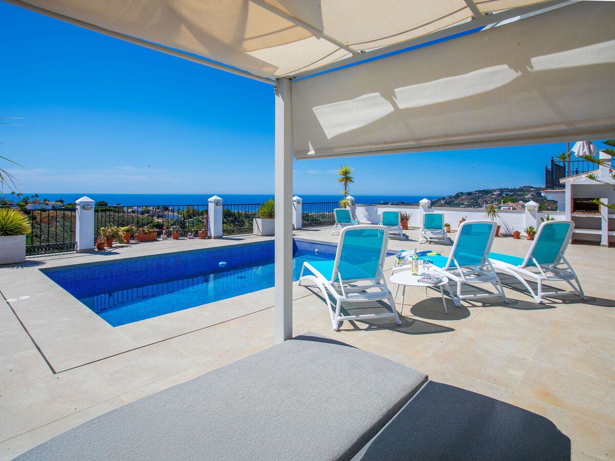 Villa Almijara à Nerja : 8 personnes, piscine privée - Photo 3