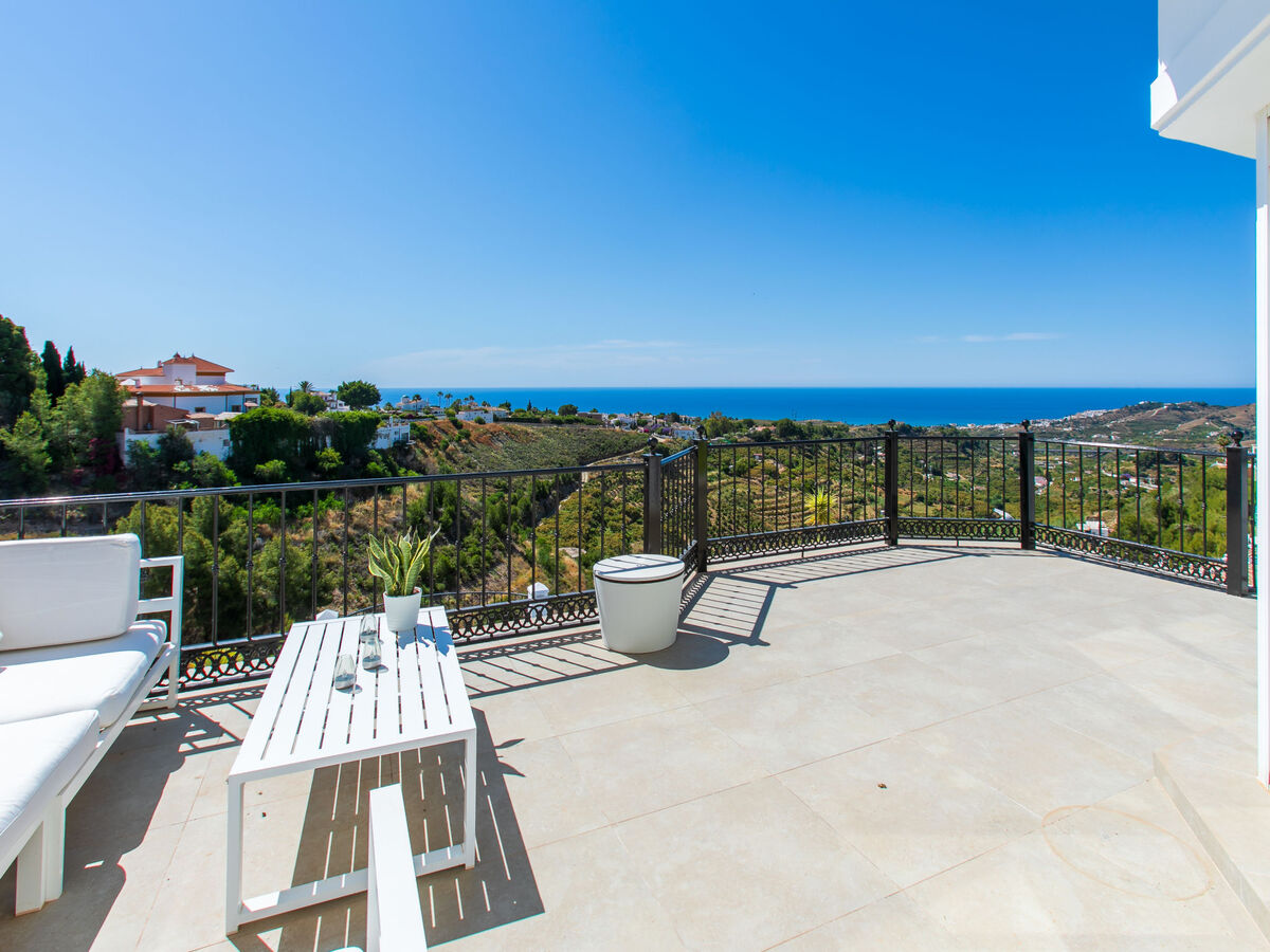 Villa Almijara à Nerja : 8 personnes, piscine privée - Photo 8