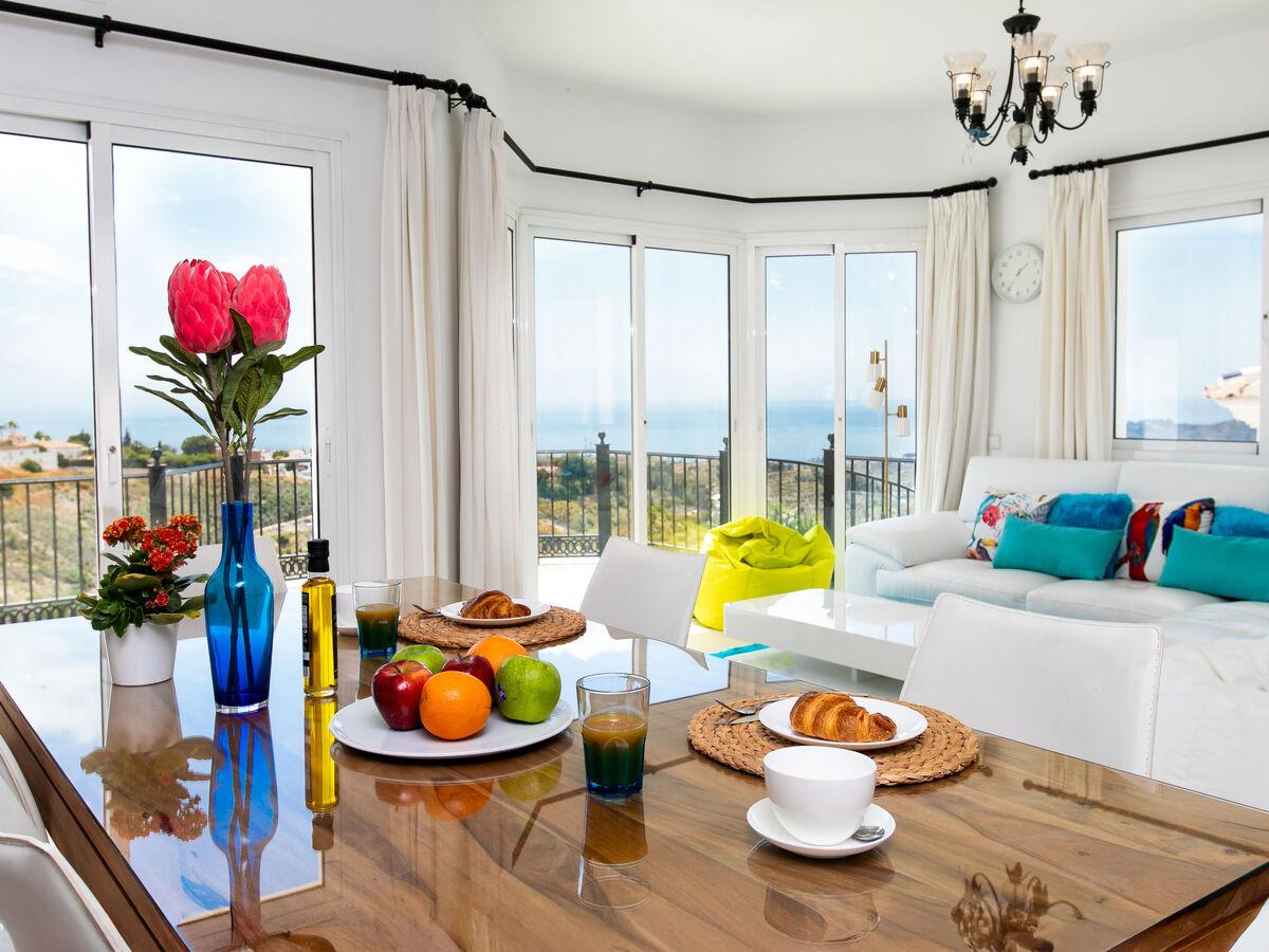 Villa Almijara à Nerja : 8 personnes, piscine privée - Photo 9