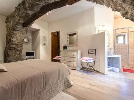 Casa Gabrielle – Villa 8 pièces, piscine et parc 1 ha à Lama - Photo 24