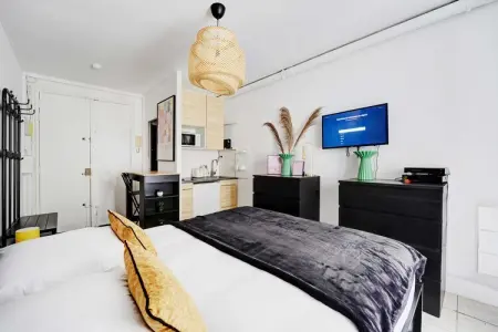 Location appartement à Paris, Charmant studio - 2P - Batignolles
