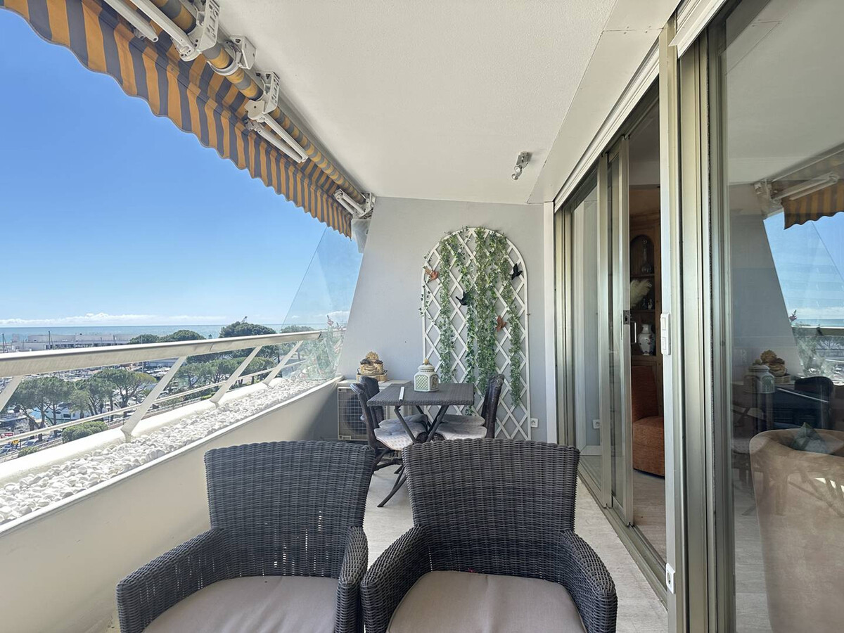 Appartement 4 pers. terrasse 20 m² vue port, parking - Photo 11