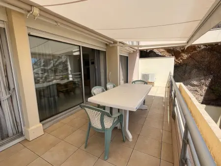 Appartement 80m² climatisé, piscine et vue mer à Sète : photo 3
