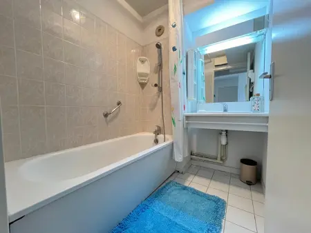 Appartement 80m² climatisé, piscine et vue mer à Sète : photo 8