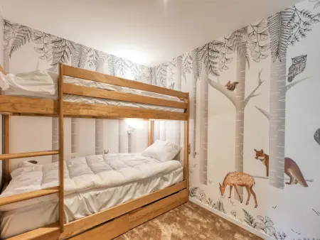 Chalet familial 5 chambres, proche ski, vue Mont-Blanc, parking et WiFi - Photo 9