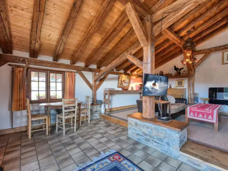 Chalet Savoyard Authentique, Ski aux Pieds, 8 Pers, Parking, Wifi - Photo 6