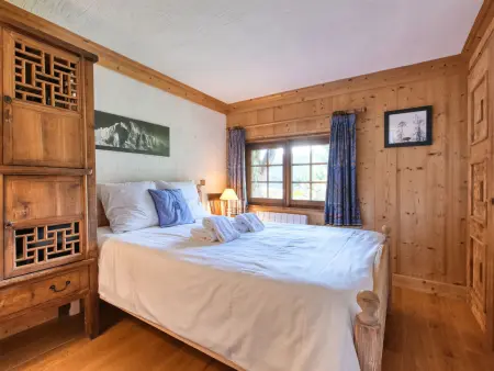 Chalet Savoyard Authentique, Ski aux Pieds, 8 Pers, Parking, Wifi - Photo 12