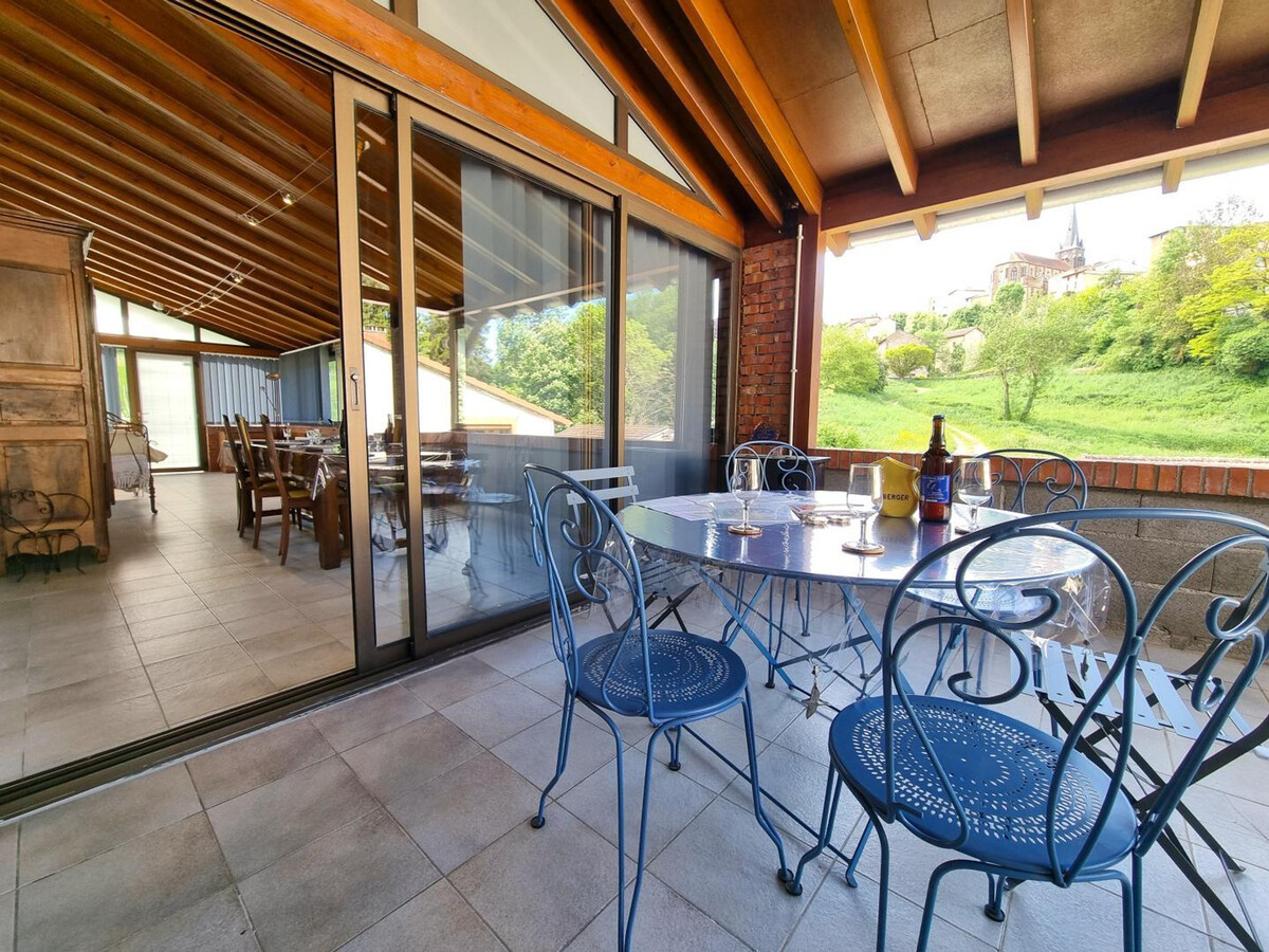 Gîte 6 pers. Néronde, vue village médiéval & jardin rivière - Photo 21