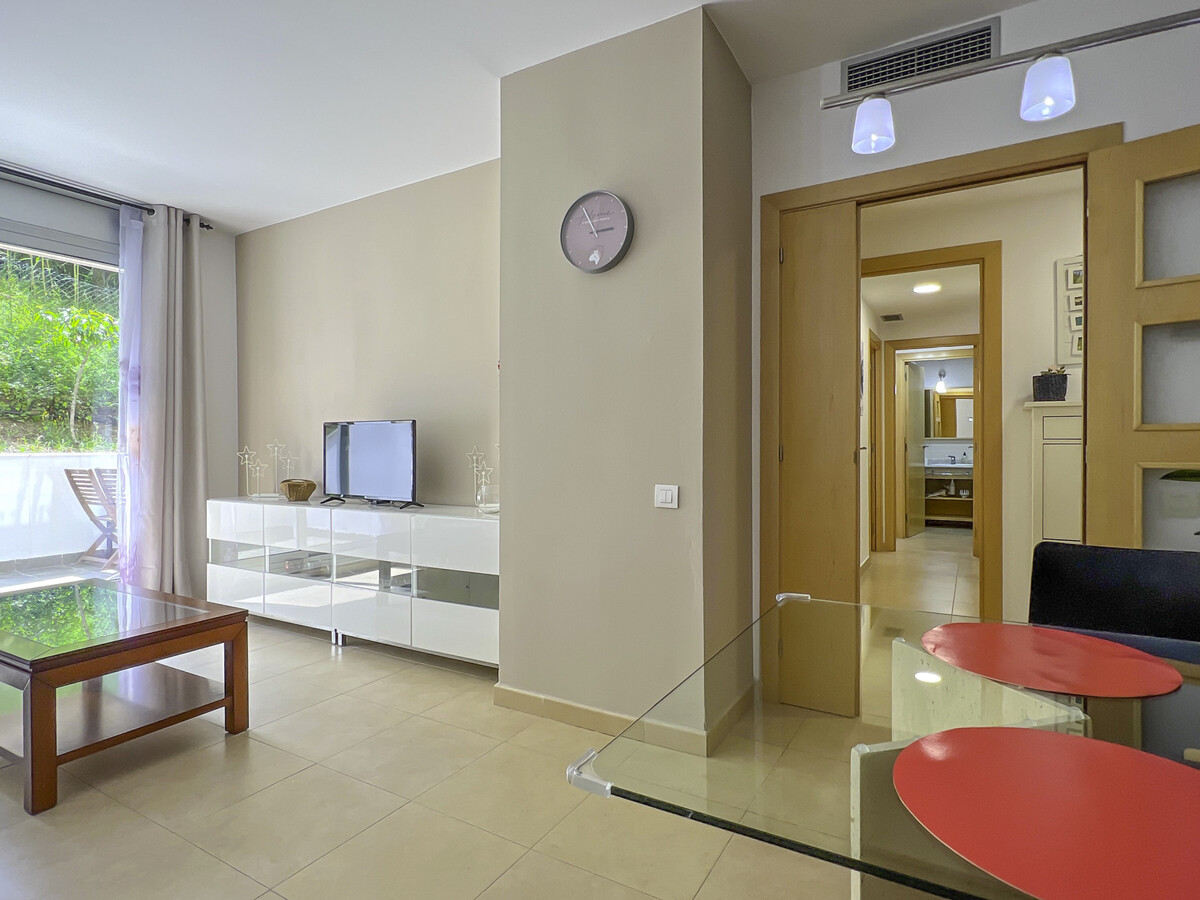 Appartement 5 pers. à Fenals, terrasse, piscine et plages - Photo 8
