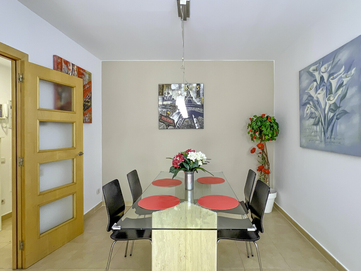 Appartement 5 pers. à Fenals, terrasse, piscine et plages - Photo 10